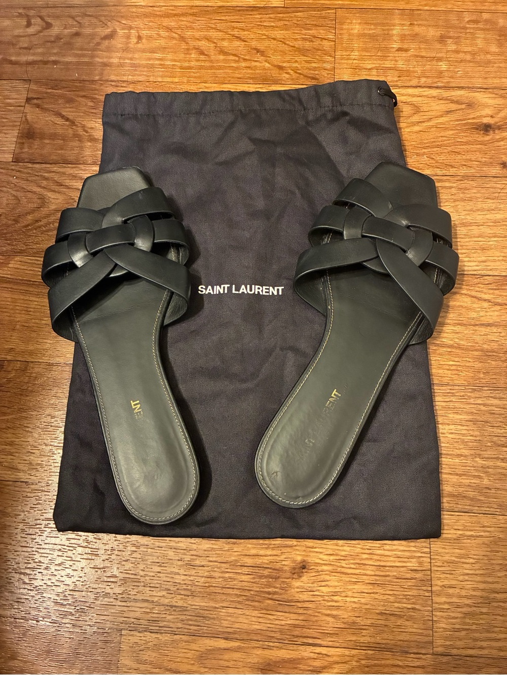 Saint Laurent Tribute Flat Sandals